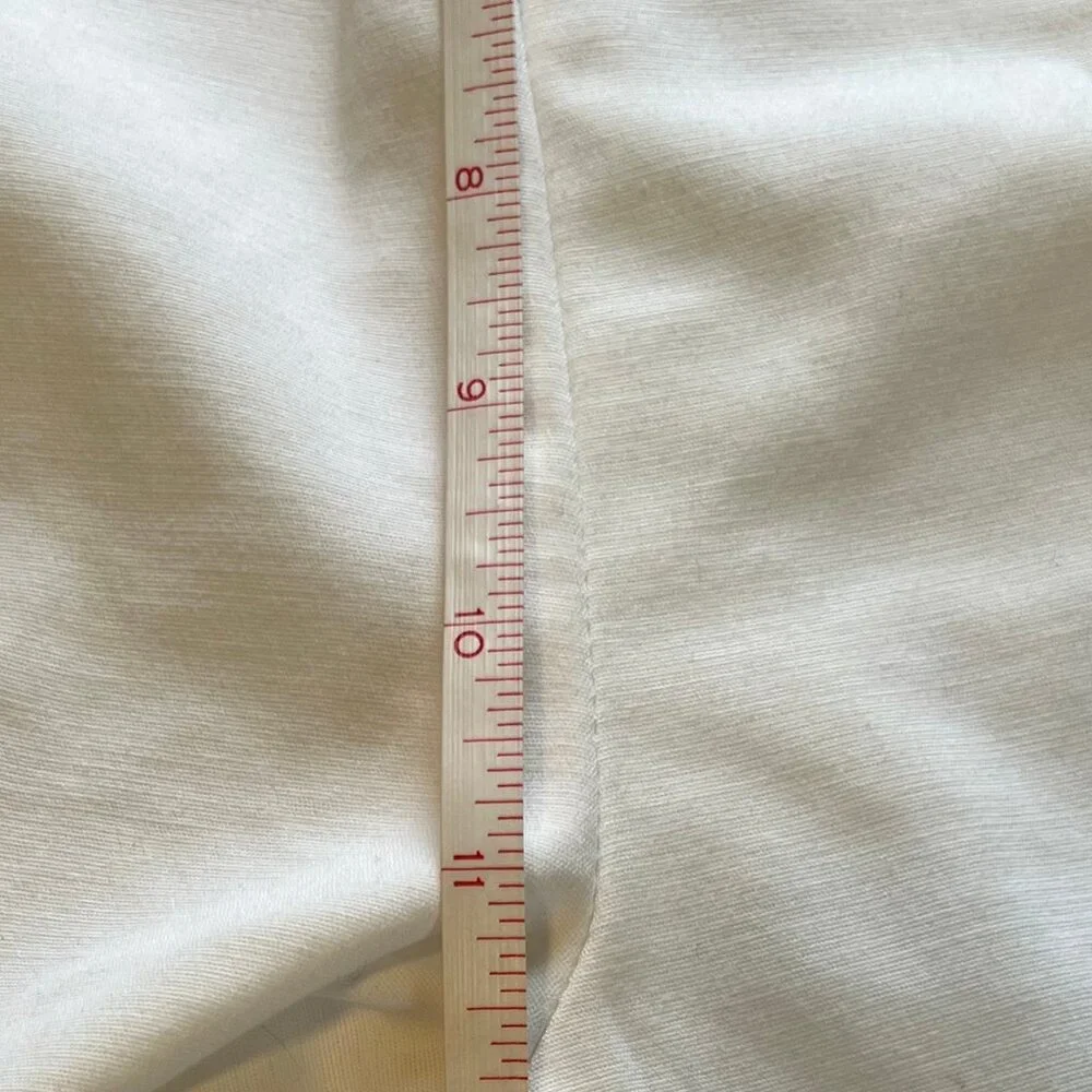 Rafaella Women's Curvy Fit Bermuda Shorts NWT - Picture 8 of 12